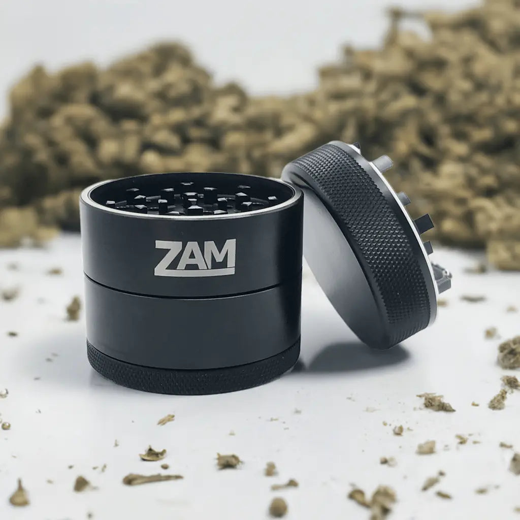black 4 piece fullmag threadless grinder