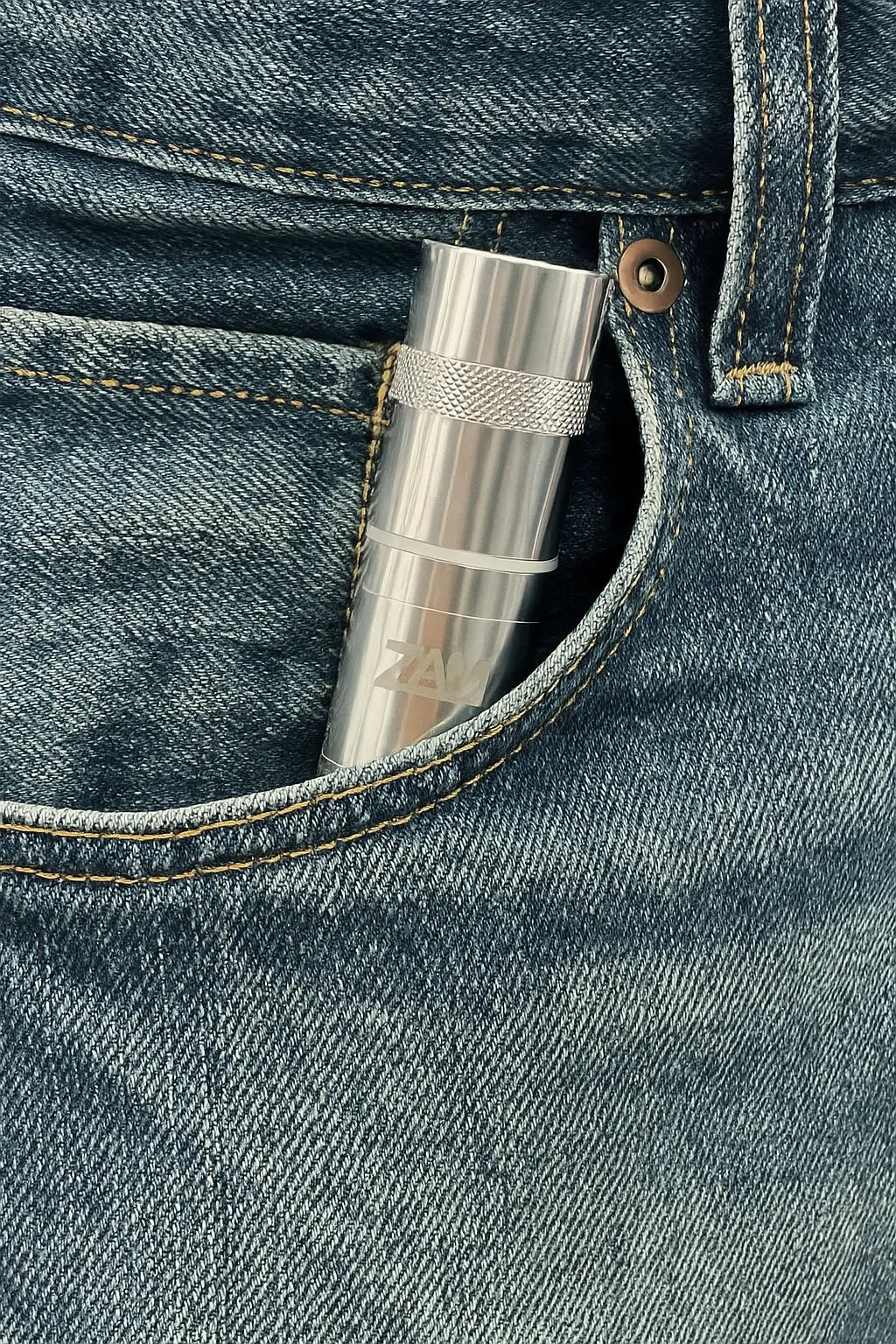 zam 1 inch grinder sliding in jeans pocket
