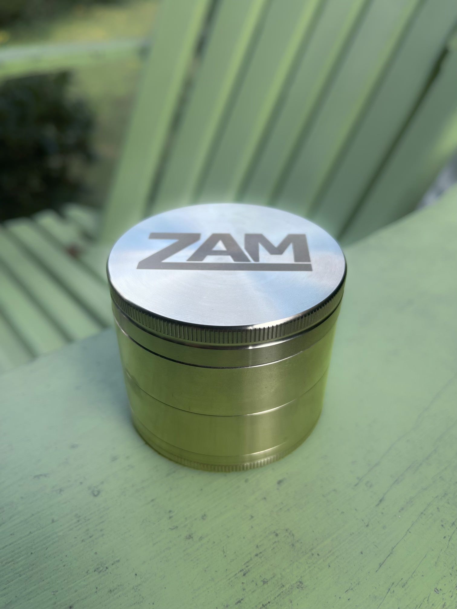 Are Weed Grinders with a Crank Any Good? – ZAM Grinders